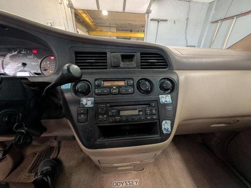 Used 2004 Honda Odyssey EX image 34