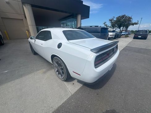 Used 2022 Dodge Challenger GT w/ Blacktop Package AWD/4WD image 10