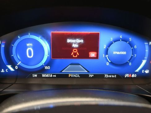Used 2022 Ford Escape Titanium AWD/4WD image 23