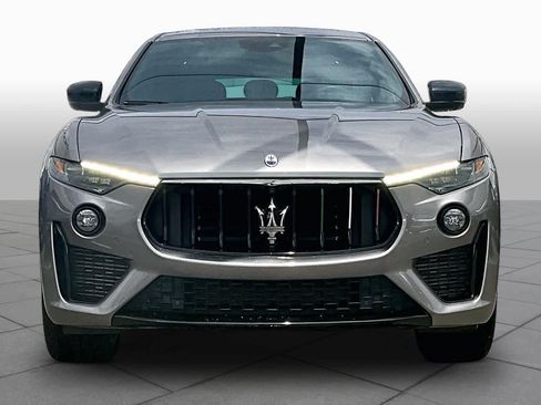 Used 2022 Maserati Levante Modena AWD/4WD image 4