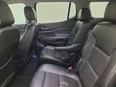 Used 2023 GMC Acadia SLT FWD image 18