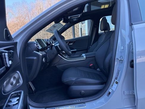 New 2026 Mercedes-Benz C 300 4MATIC Sedan image 17