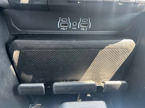 Used 2025 RAM 1500 Big Horn AWD/4WD image 13