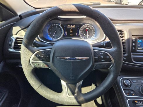 Used 2015 Chrysler 200 Limited FWD image 11