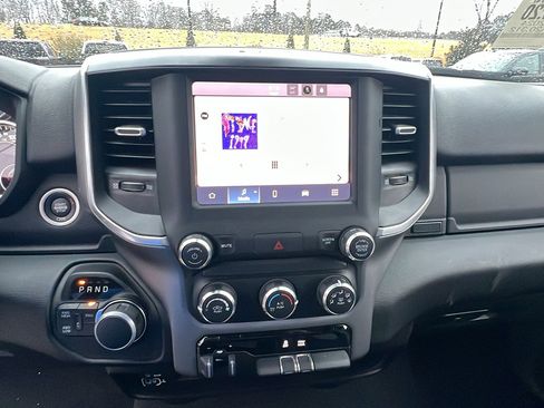 Used 2024 RAM 2500 Big Horn w/ Bed Utility Group image 33