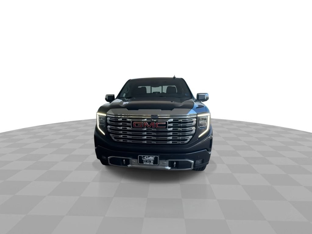 Certified 2023 GMC Sierra 1500 Denali w/ Denali Reserve Package AWD/4WD image 3