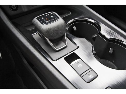 Used 2024 Nissan Rogue SV FWD image 24