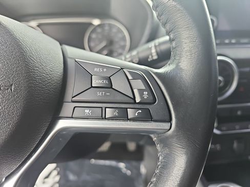 Used 2022 Nissan Sentra SV FWD image 22