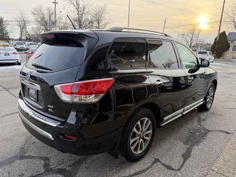 Used 2015 Nissan Pathfinder SL w/ Cargo Package image 9