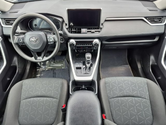 Used 2024 Toyota RAV4 XLE FWD image 13