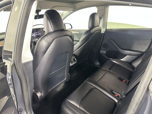 Used 2022 Tesla Model Y Performance AWD/4WD image 23
