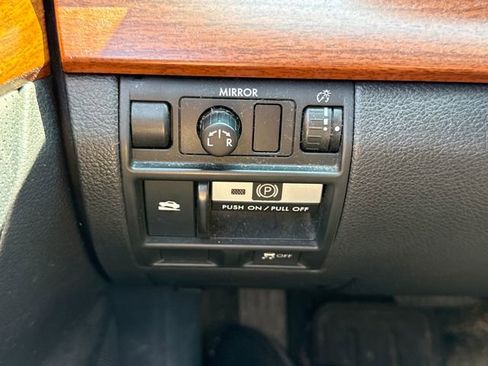 Used 2013 Subaru Outback 2.5i Limited AWD/4WD image 31