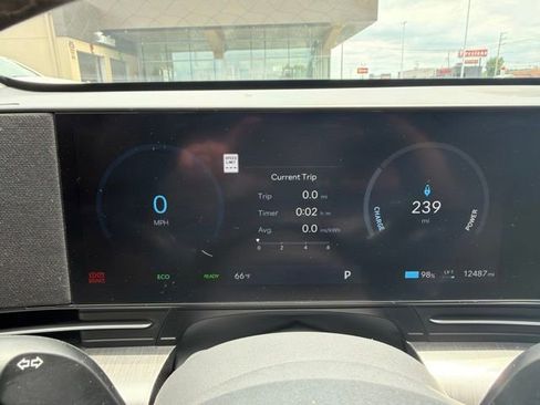 Used 2024 Hyundai Kona SEL FWD image 16