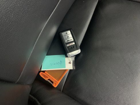 Used 2016 Acura MDX FWD w/ Technology Package image 45