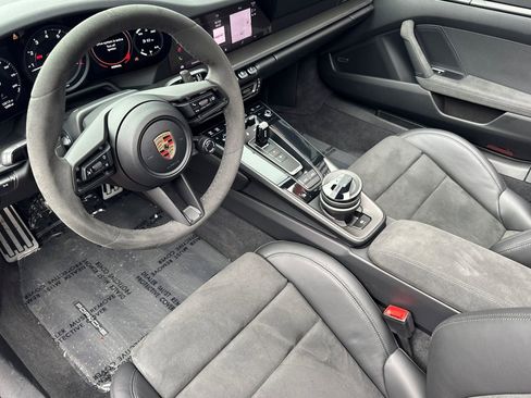 Used 2023 Porsche 911 Targa 4 GTS image 4