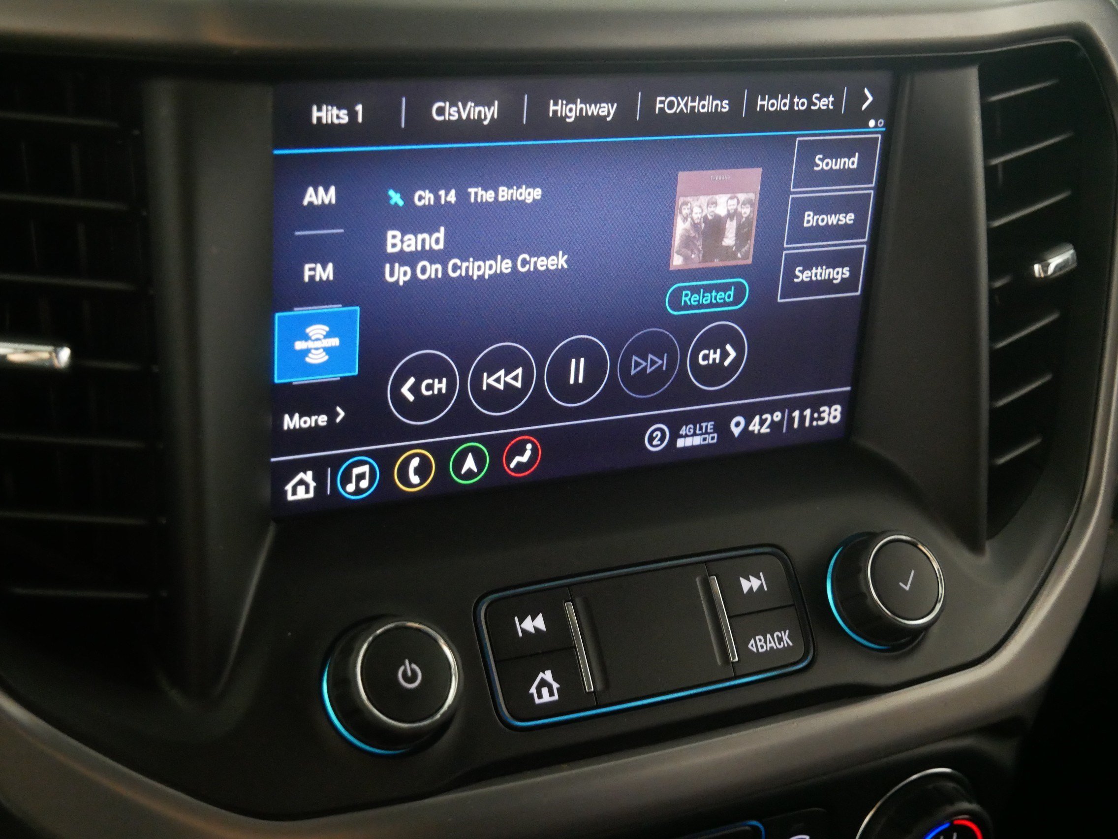 Used 2020 GMC Acadia AT4 w/ Driver Alert Package II AWD/4WD image 22