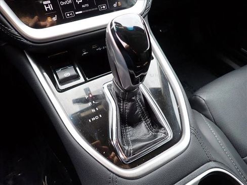 Used 2020 Subaru Outback Limited w/ Popular Package #2 image 19