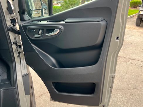 New 2026 Mercedes-Benz Sprinter 2500 image 21