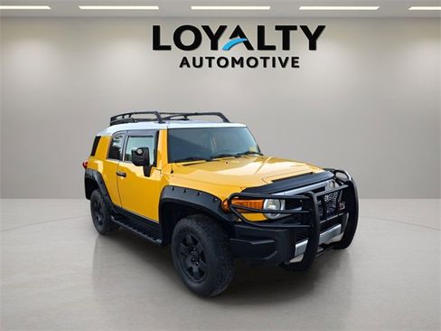 Used 2010 Toyota FJ Cruiser 4WD image 7