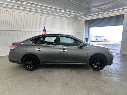 Used 2015 Nissan Sentra S image 4