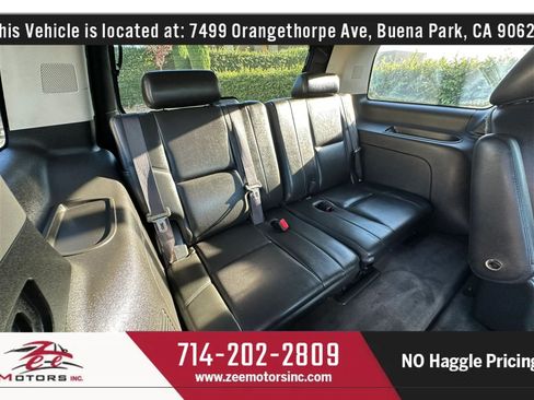 Used 2013 Cadillac Escalade Premium AWD/4WD image 30
