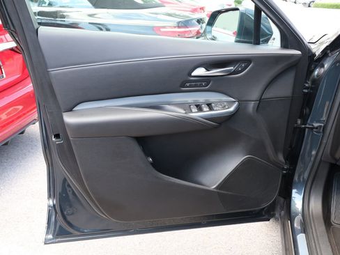 Used 2021 Cadillac XT4 Premium Luxury w/ Driver Awareness Package image 11