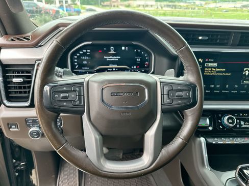 Used 2023 GMC Sierra 1500 Denali w/ Denali Reserve Package AWD/4WD image 14