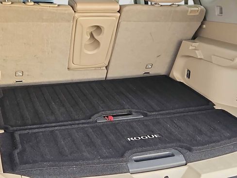 Used 2019 Nissan Rogue SL w/ Premium Package image 23