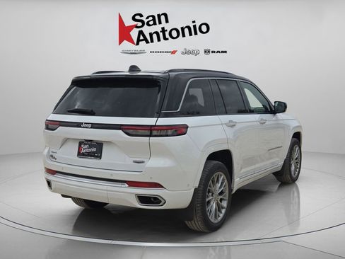 New 2025 Jeep Grand Cherokee Summit w/ MOPAR Finishing Package image 8