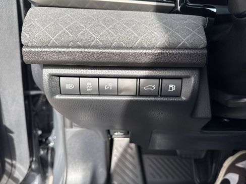 Used 2026 Toyota Camry XLE image 18