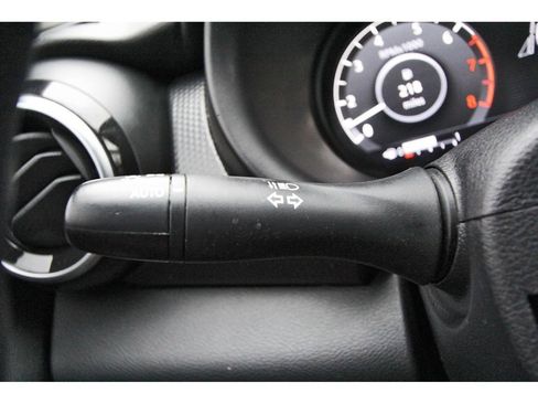 Used 2024 Nissan Kicks SV FWD image 17