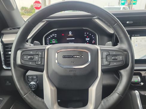 Used 2023 GMC Sierra 1500 Denali w/ Denali Reserve Package image 18