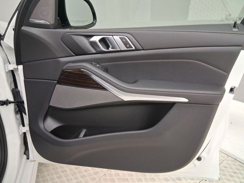 New 2026 BMW X5 sDrive40i w/ M Sport Package RWD image 29