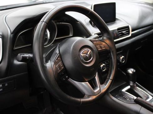 Used 2015 MAZDA MAZDA3 i Touring w/ Technology Package image 12