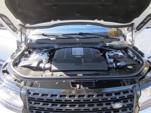 Used 2017 Land Rover Range Rover Long Wheelbase Supercharged image 13