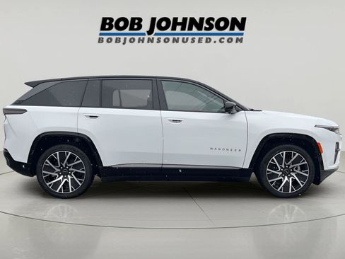 Used 2025 Jeep Wagoneer S Limited image 8