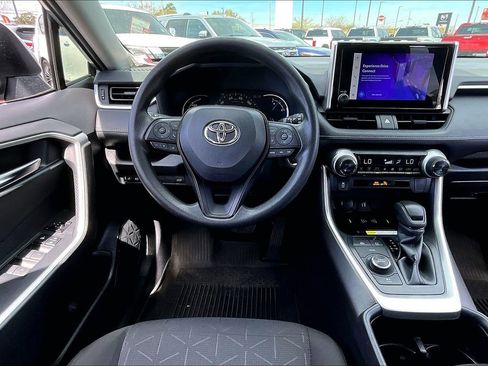 Used 2024 Toyota RAV4 XLE w/ Convenience Package image 8