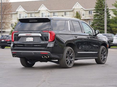Used 2023 GMC Yukon Denali w/ Max Trailering Package AWD/4WD image 3