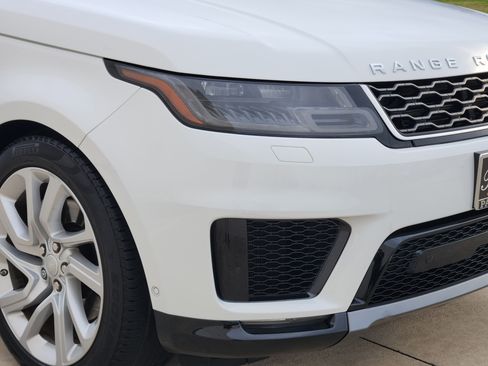 Used 2018 Land Rover Range Rover Sport HSE image 7