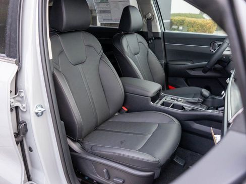 New 2026 Kia Sorento EX AWD/4WD image 9