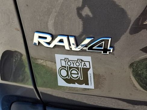 Certified 2021 Toyota RAV4 LE AWD/4WD image 29