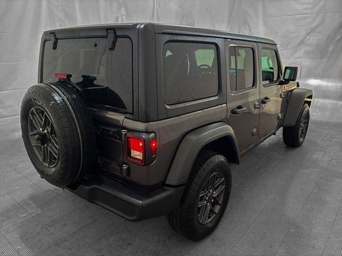 Used 2025 Jeep Wrangler Unlimited Sport AWD/4WD image 7