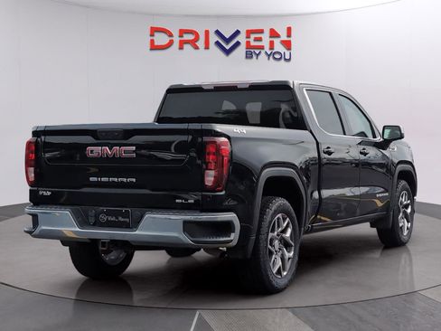 Used 2022 GMC Sierra 1500 SLE AWD/4WD image 5