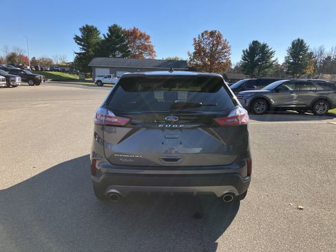 Used 2024 Ford Edge Titanium AWD/4WD image 7