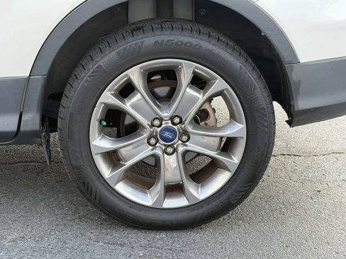 Used 2014 Ford Escape SE w/ Equipment Group 201A FWD image 12