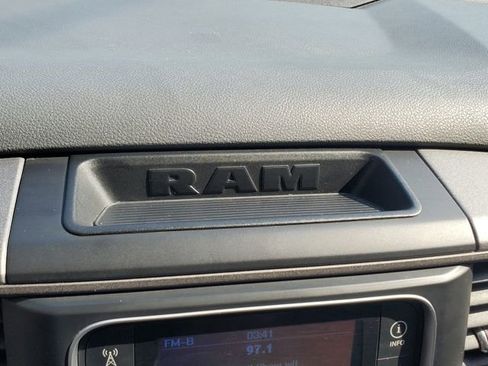 Used 2014 RAM 1500 Express image 35