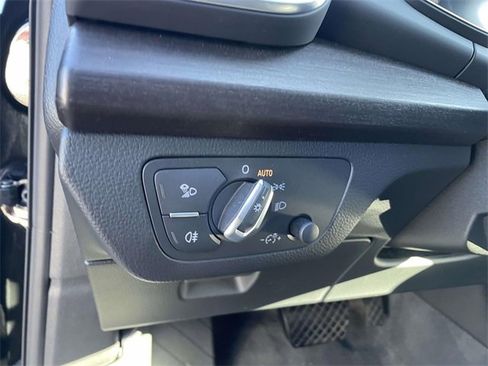 Used 2023 Audi Q5 2.0T Premium Plus w/ Premium Plus Package image 18