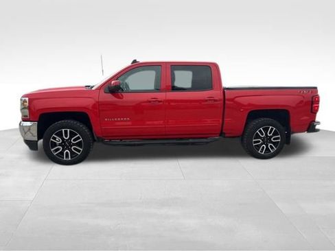 Used 2018 Chevrolet Silverado 1500 LT w/ All Star Edition image 4