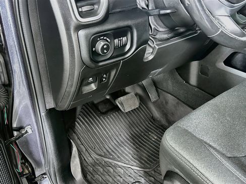 Used 2019 RAM 1500 Big Horn AWD/4WD image 16