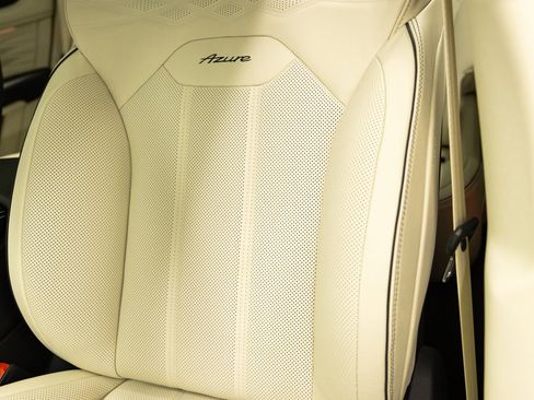 New 2026 Bentley Bentayga AWD/4WD image 34